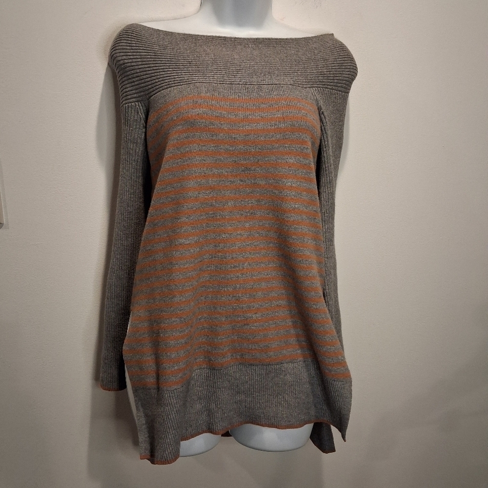 Anthropologie Size Xs Grey Off Shoulders Ribbed Knit Sweater